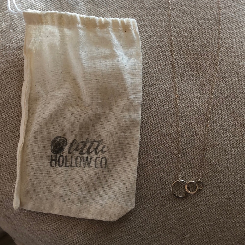 little hollow co ring infinity circle necklace